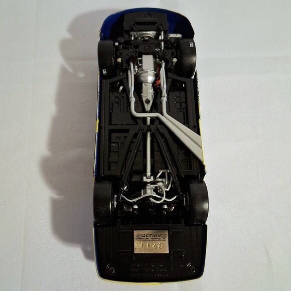 1999 Mike Skinner #31 Lowe's Monte Carlo Elite 1 of 1,000 1:24 Scale Diecast Car - Picture 9 of 10